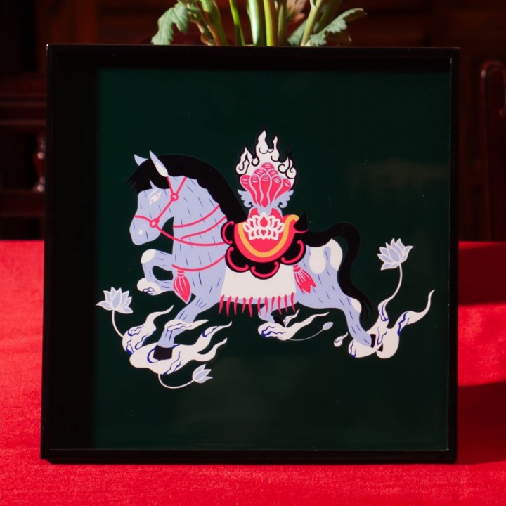 Dark green -background lacquer tray with with the horse design 25.5x25.5 cm